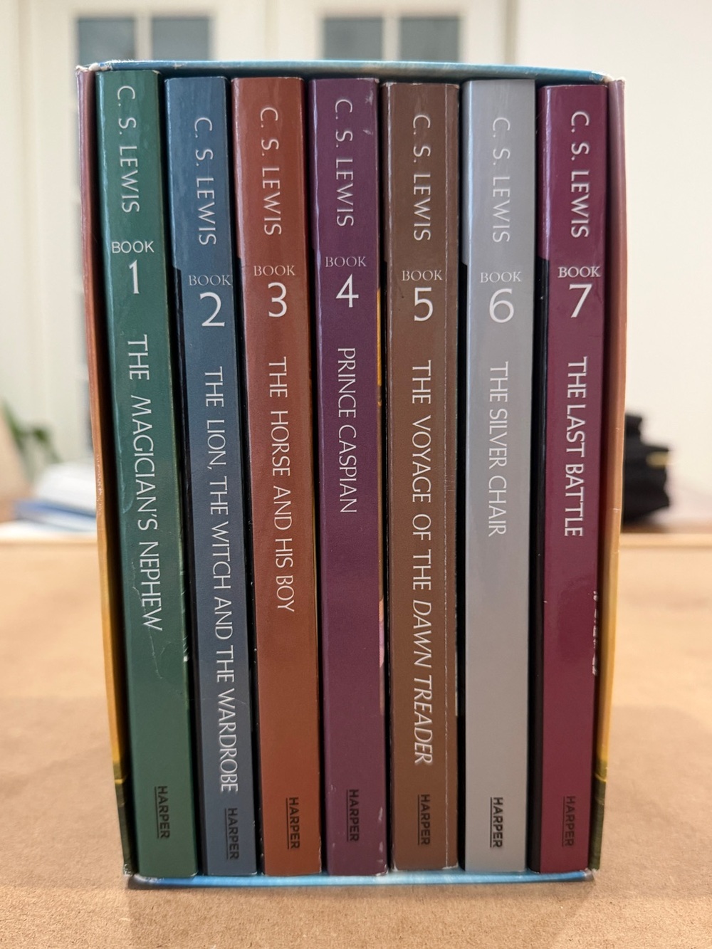 The Chronicles of Narnia 7-Book Boxed Set – Paperbwck